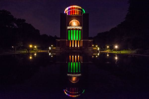 Grüner Park, blauer Hafen - die Hansestadt leuchtet: Philips realisiert Lichtinstallationen