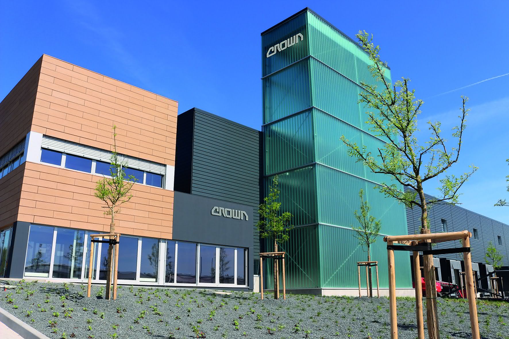 Staplerhersteller baut Kapazitäten aus: Neue Crown-Produktionsanlage in Bayern
