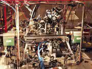 Licht schaltet Licht jetzt noch wirkungsvoller: Optischer Transistor verstärkt das Signal eines Photons um den Faktor 20
