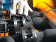 Isoliermaterial: Verwinkelte Rohrsysteme isolieren