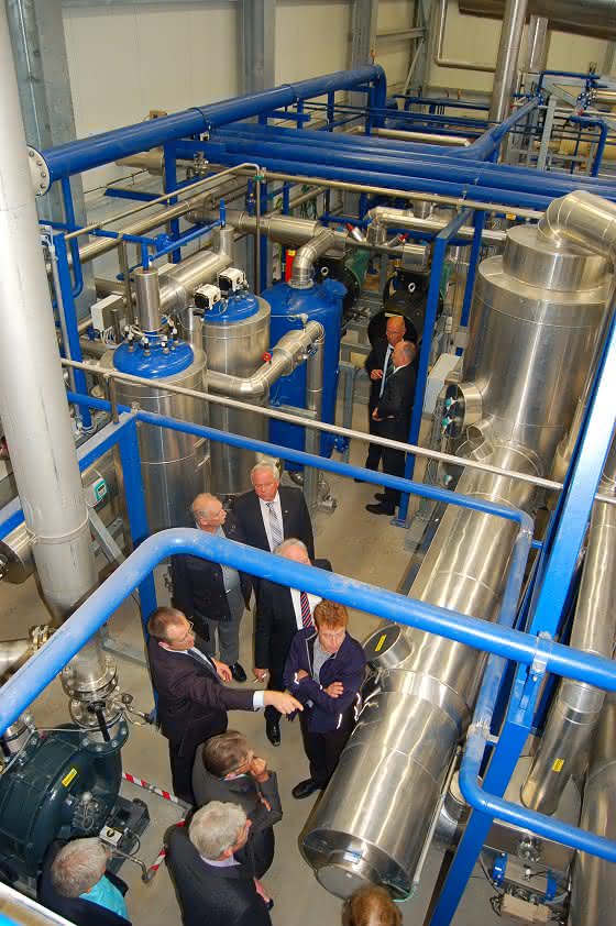 Schont Ressourcen und verringert Emissionen: Neue Kohlendioxid-Produktion im Industriepark Höchst