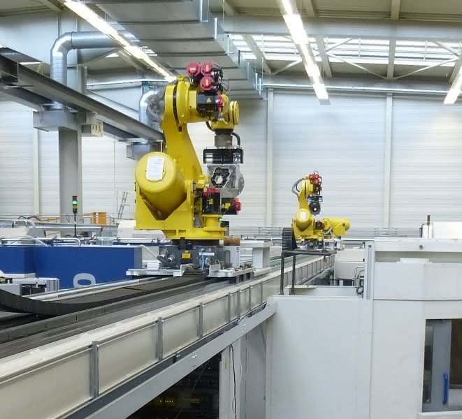 Portalroboter für mehr Platz in der Produktionslinie:: Nach oben ist noch Luft Portalroboter für mehr Platz in der Produktionslinie:: Nach oben ist noch Luft