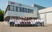 Neues Firmengebäude eingeweiht: Bluhm Systeme Austria feiert Standorterweiterung in Schwanenstadt