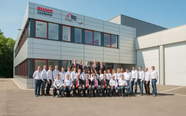 Neues Firmengebäude eingeweiht: Bluhm Systeme Austria feiert Standorterweiterung in Schwanenstadt Neues Firmengebäude eingeweiht: Bluhm Systeme Austria feiert Standorterweiterung in Schwanenstadt