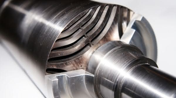 IE4-Motor vs. IE2-Motor: Neue Elektromotoren sparen drei Millionen kWh IE4-Motor vs. IE2-Motor: Neue Elektromotoren sparen drei Millionen kWh