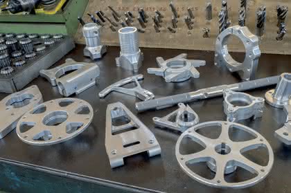 CNC-Werkzeugmaschine: Großer Spaß auf kleinem Rad CNC-Werkzeugmaschine: Großer Spaß auf kleinem Rad