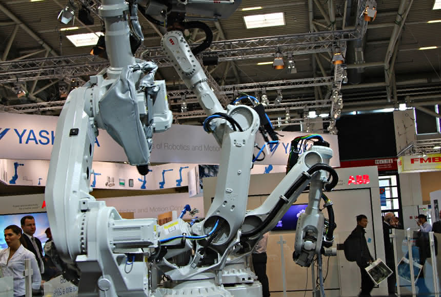 Die Roboterpopulation wächst weiter:: Die Produktion jagt den eigenen Rekord