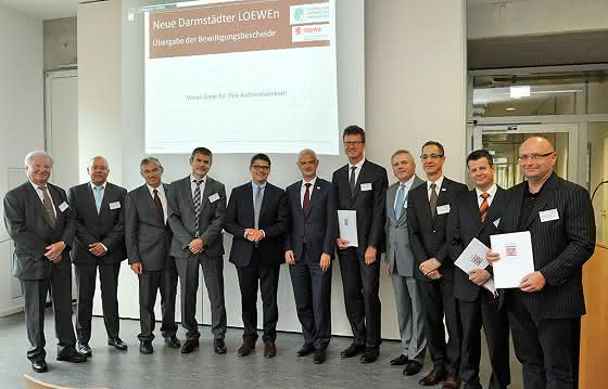 Hessischer Wissenschaftsminister überreicht Förderbescheide: Im Zentrum steht das LOEWE-Projekt zur Schonung seltener Erden