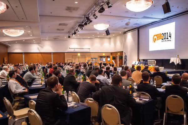 "Industrie 4.0 bietet große Chancen": 280 Teilnehmer beim B&R User Meeting "Industrie 4.0 bietet große Chancen": 280 Teilnehmer beim B&R User Meeting