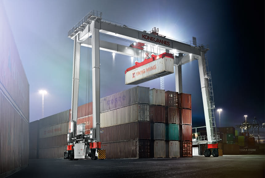Konecranes mit neuem RTG-Konzept: Fahrer auf Containerhöhe Konecranes mit neuem RTG-Konzept: Fahrer auf Containerhöhe