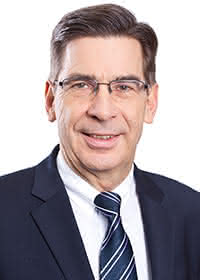 Wirtschaft + Unternehmen: Dr. Matthias Metz ist neuer Aufsichtsratsvorsitzender der Bechtle AG Wirtschaft + Unternehmen: Dr. Matthias Metz ist neuer Aufsichtsratsvorsitzender der Bechtle AG