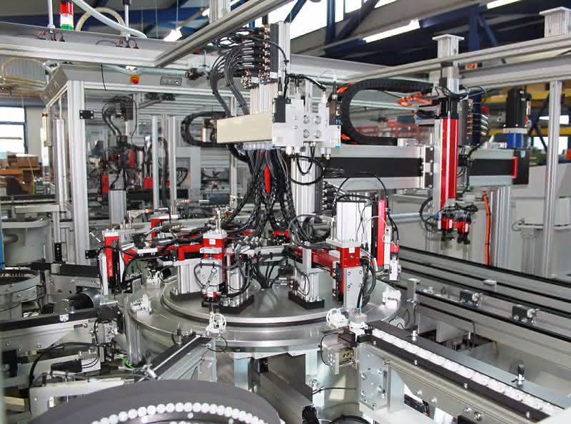 Handlingmodule: Standard in der Sondermaschine