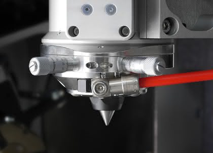 Laserschneiden: Ohne Änderung der Strahlführung Laserschneiden: Ohne Änderung der Strahlführung