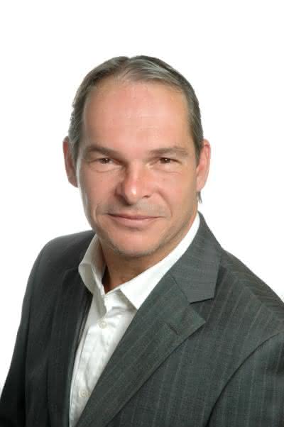 Hersteller von IPC mit Multitouch-Bedienung auf Wachstumskurs: Axel Martin verstärkt Vertrieb bei Soredi Touch Systems