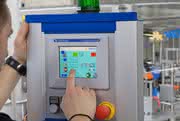 Etikettieranlagen auf der Interpack: Herma jetzt auch mit Allen Bradley-Steuerung Etikettieranlagen auf der Interpack: Herma jetzt auch mit Allen Bradley-Steuerung