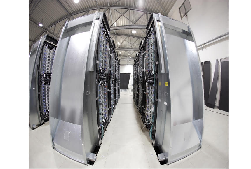 LFS von E+P ist IBM-tauglich: Lager in einheitlicher Umgebung LFS von E+P ist IBM-tauglich: Lager in einheitlicher Umgebung