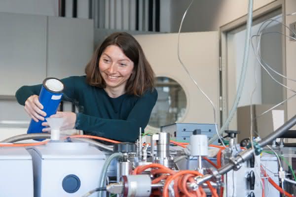 Katalysator- und Brennstoffzellenforschung: Wasserstoff aus Methanol für Brennstoffzellen Katalysator- und Brennstoffzellenforschung: Wasserstoff aus Methanol für Brennstoffzellen