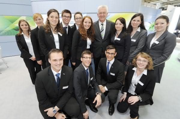 Azubis managten Messestand: HMI: Kretschmann besuchte Ebm-Papst