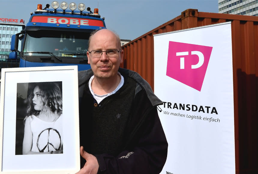 Logistikkompetenz und Kulturförderung: Transdata unterstützt Bielefelder Kunstprojekt Logistikkompetenz und Kulturförderung: Transdata unterstützt Bielefelder Kunstprojekt