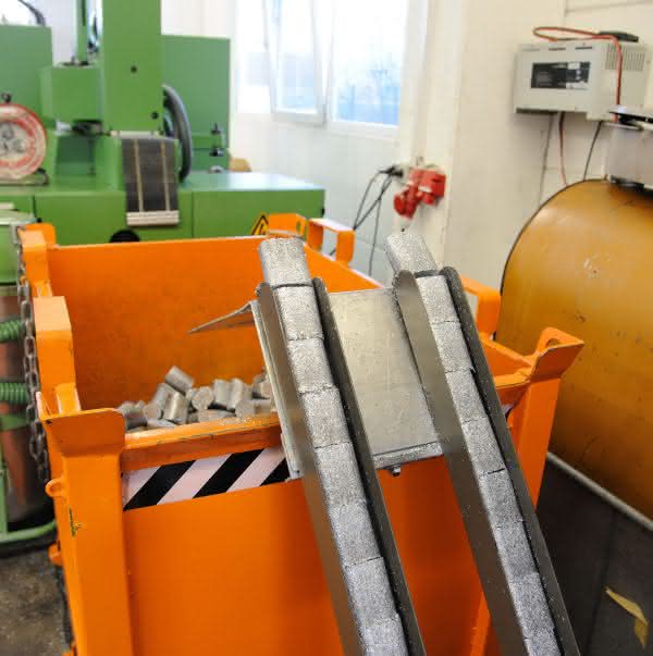 Brikettierpresse: Spänehandling perfekt gelöst Brikettierpresse: Spänehandling perfekt gelöst