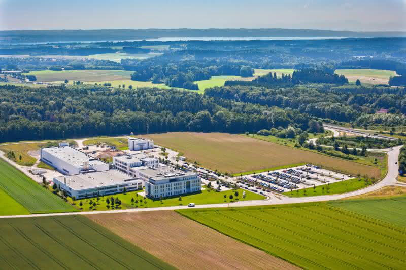 Produktion weiter in Bayern: Delo Industrie Klebstoffe wächst im Ausland