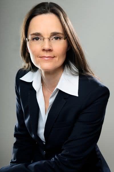 Verbandskommunikation professionell stärken: Katja Mattl übernimmt die Leitung der VDMA-Kommunikation Verbandskommunikation professionell stärken: Katja Mattl übernimmt die Leitung der VDMA-Kommunikation