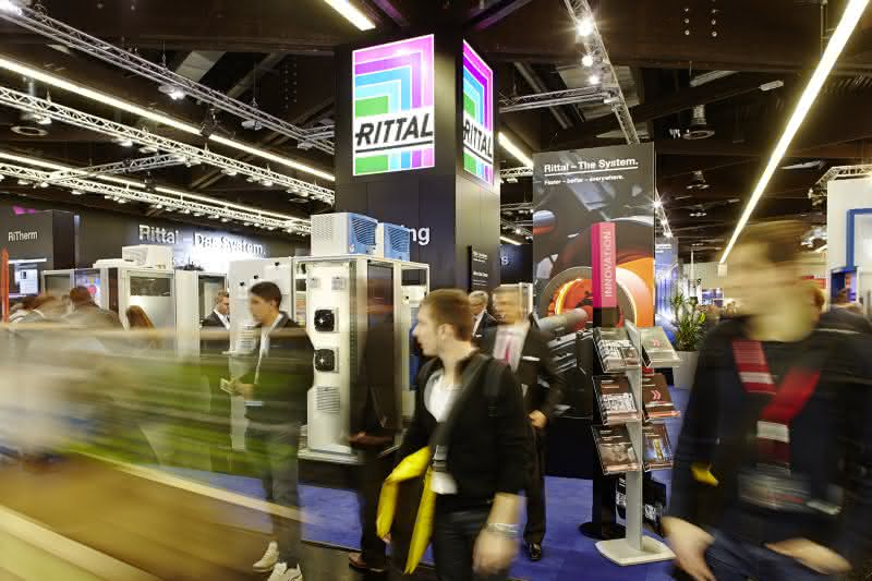Rittal auf der HMI: Wertschöpfungsketten effizienter realisieren Rittal auf der HMI: Wertschöpfungsketten effizienter realisieren