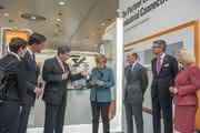 HMI-Rundgang: Angela Merkel besucht Weidmüller HMI-Rundgang: Angela Merkel besucht Weidmüller