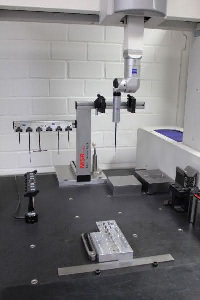 Automatisierte Fräsbearbeitung: Bearbeitungszentren mit flexiblem Fertigungssystem Automatisierte Fräsbearbeitung: Bearbeitungszentren mit flexiblem Fertigungssystem