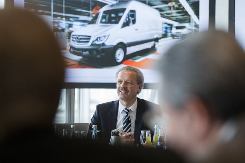 Neue V-Klasse kommt im Mai: Mercedes-Benz Vans steigert Ertrag um 16 Prozent