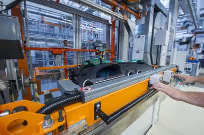 Handhabungsgeräte: Module im Minutentakt Handhabungsgeräte: Module im Minutentakt