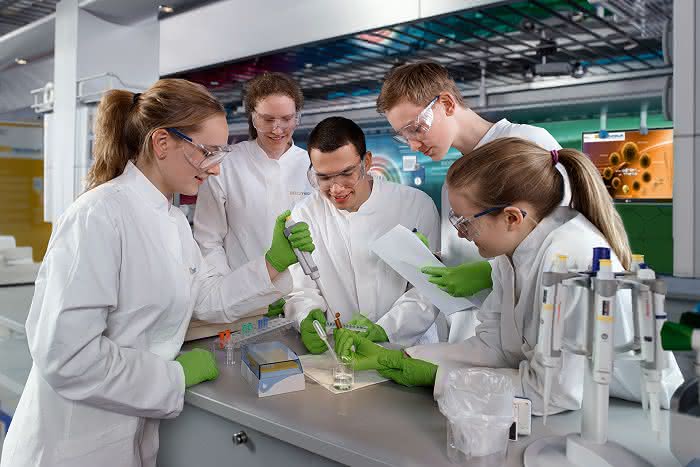 Treffpunkt analytica: BMBF-Initiative "BIOTechnikum"