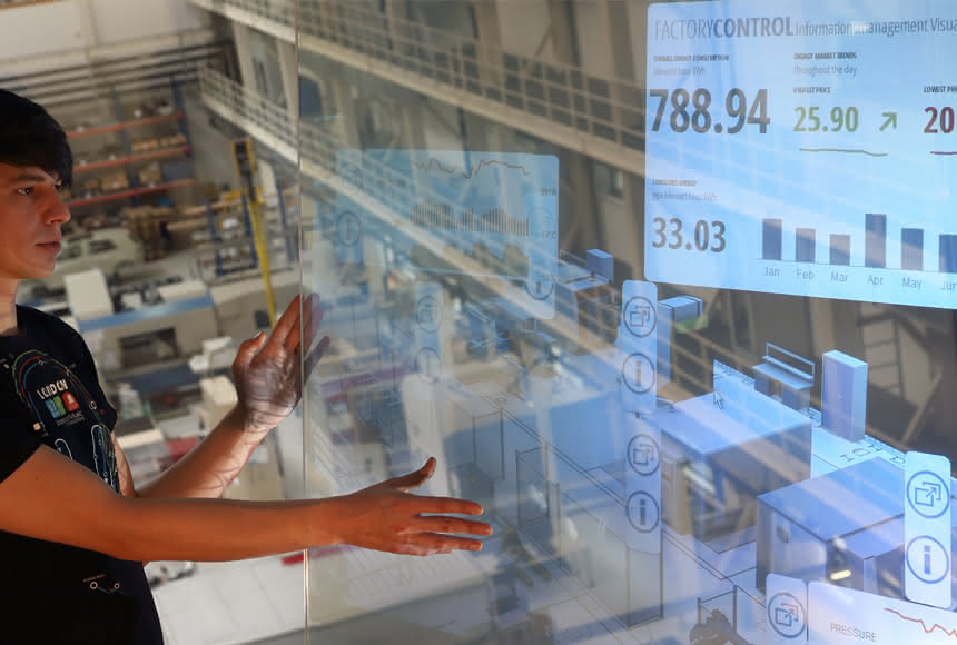 Fraunhofer IWU erforscht Produktionszukunft: Kompetenz der Zukunft Fraunhofer IWU erforscht Produktionszukunft: Kompetenz der Zukunft