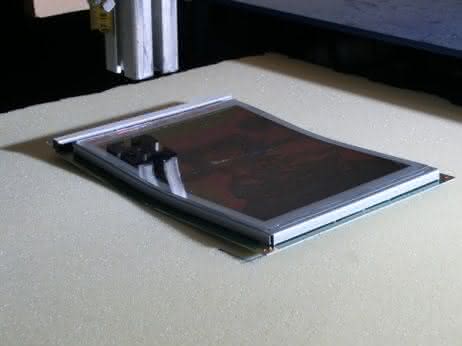 Glassplitter verhindern: Neuer Materialverbund für Displays Glassplitter verhindern: Neuer Materialverbund für Displays