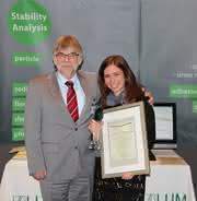 Young Scientist Award 2014 für Dispersionsanalyse: Israelische Forscherin ausgezeichnet Young Scientist Award 2014 für Dispersionsanalyse: Israelische Forscherin ausgezeichnet