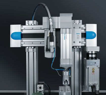 Handling-System: Pins richtig einpressen Handling-System: Pins richtig einpressen