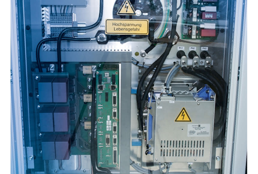 Einspeisung erneuerbarer Energien:: Potente Elektronik