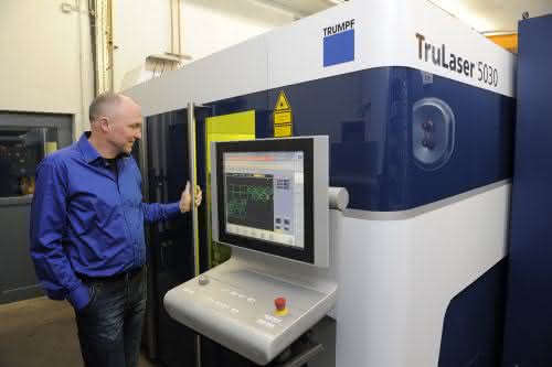 Festkörperlasertechnologie: Edelstahl prozesssicher schneiden Festkörperlasertechnologie: Edelstahl prozesssicher schneiden