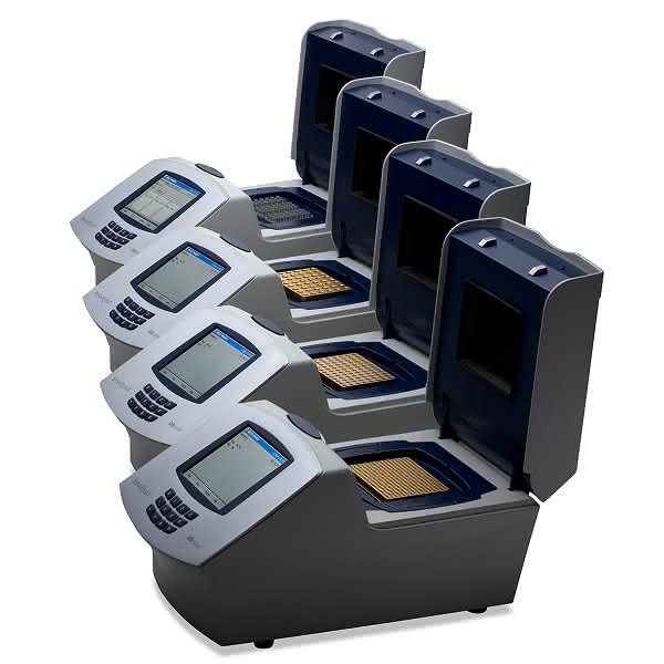 PCR-Thermocycler: Mit vergoldeten Silberblöcken PCR-Thermocycler: Mit vergoldeten Silberblöcken