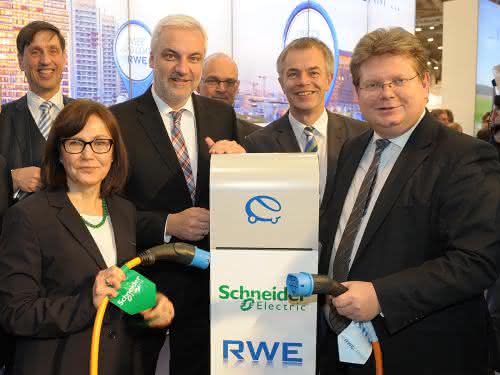 E-Mobility: Schneider Electric und RWE kooperieren E-Mobility: Schneider Electric und RWE kooperieren