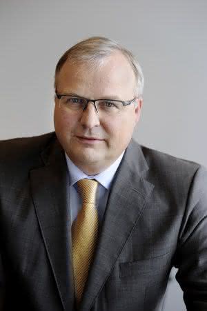 Neuer Chef für Produktion und Logistik: Volkswagen Pkw: Ulbrich folgt auf Waltl Neuer Chef für Produktion und Logistik: Volkswagen Pkw: Ulbrich folgt auf Waltl