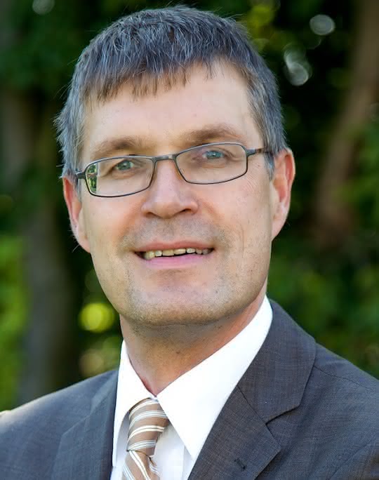 Wirtschaft + Unternehmen: Fach-Foren: Experten-Vorträge für Business Intelligence, Big Data und CRM Wirtschaft + Unternehmen: Fach-Foren: Experten-Vorträge für Business Intelligence, Big Data und CRM