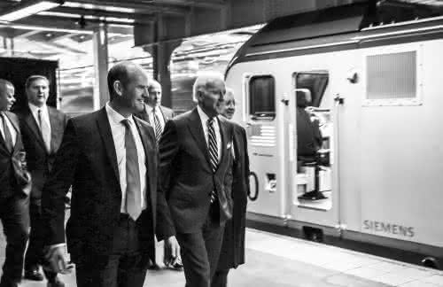USA: Erste Siemens-Lok für Amtrak gestartet USA: Erste Siemens-Lok für Amtrak gestartet