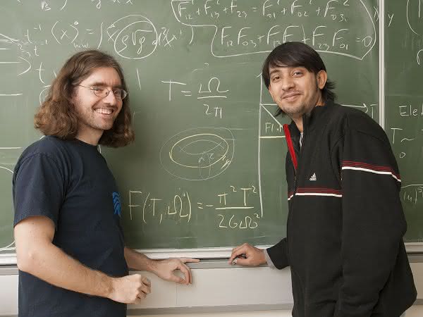 Erhitzen und ein bisschen rühren: Kochrezept für ein Universum