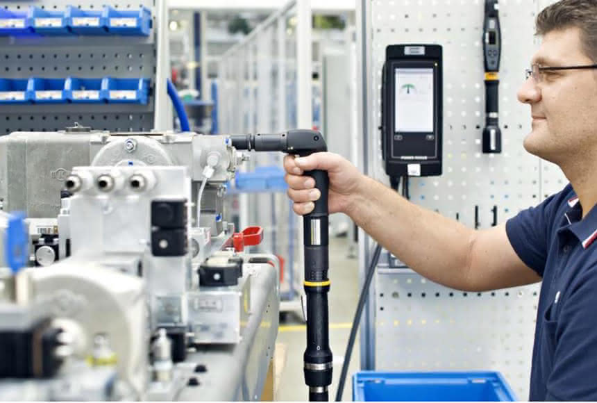 Atlas Copco liefert 2000 Schraubsysteme:: BMW kommt mit Großauftrag