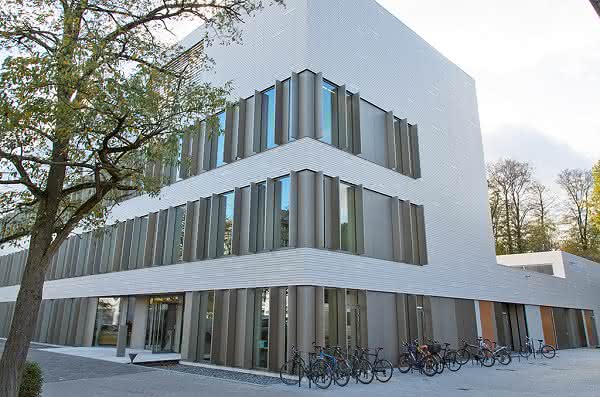 Magnete, Moleküle, Materialien: Neues Forschungs- und Laborzentrum M³