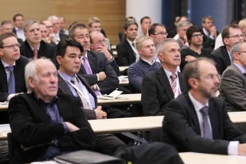 SPS IPC Drives 2013: Spannende Podiumsdiskussionen und Keynotes