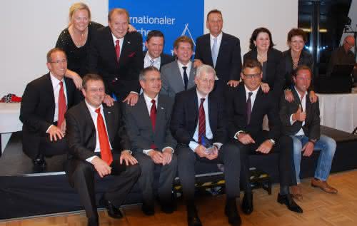 Award für Aus- und Weiterbildungskonzept: Lenze SE erhält Internationalen Deutschen Training-Preis in Silber Award für Aus- und Weiterbildungskonzept: Lenze SE erhält Internationalen Deutschen Training-Preis in Silber