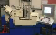 Centerless-Schleifmaschine: Auf softwarebasiertes CNC-System umgestellt