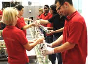 Wirtschaft + Unternehmen: Copacking: Gestaltendes Element der Marke Wirtschaft + Unternehmen: Copacking: Gestaltendes Element der Marke